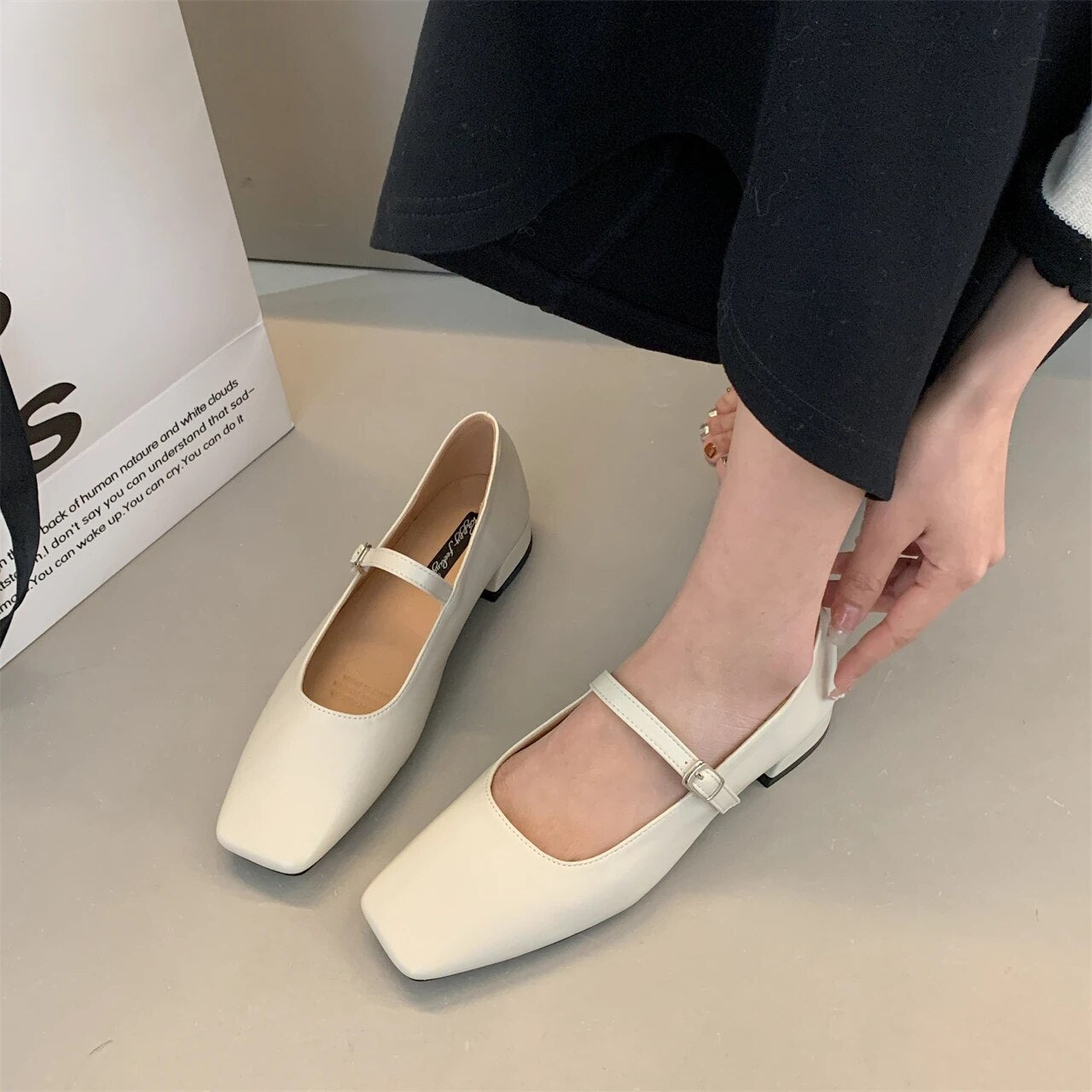 Cyril Chaussures à Talon Plat pour Femme